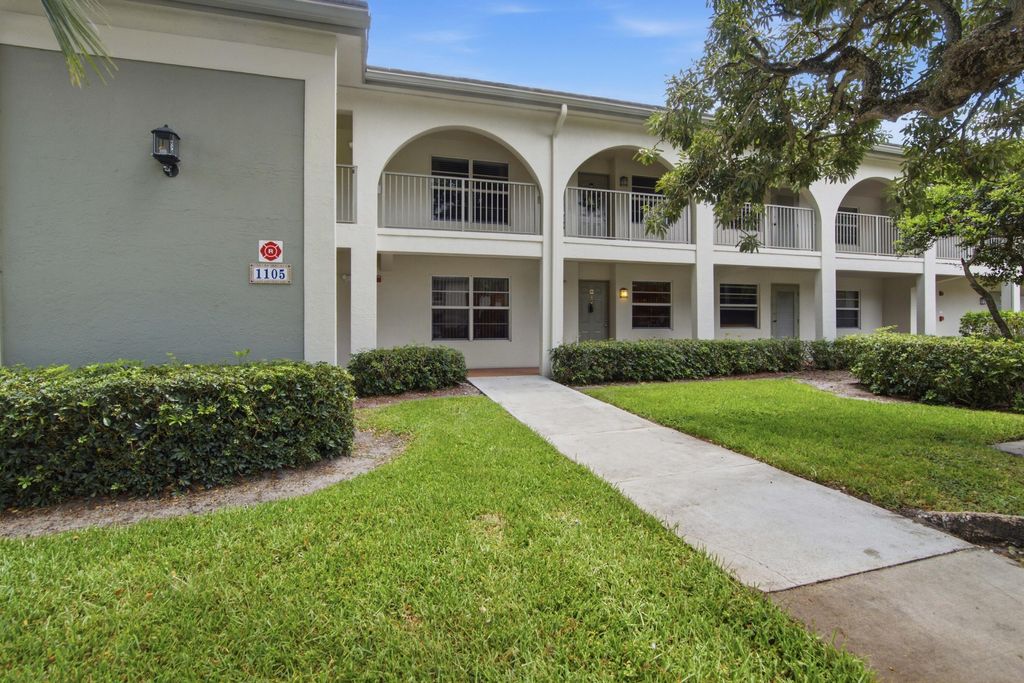 1105 Bahama Bend B1, Coconut Creek, FL 33066