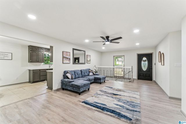 3384 CEDARBROOK CIRCLE, Trussville, AL 35173