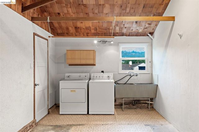 1650 Shasta St, Richmond, CA 94804