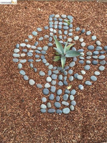 1650 Shasta St, Richmond, CA 94804