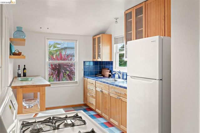 1650 Shasta St, Richmond, CA 94804