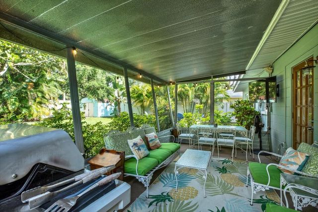5572 100TH WAY N, St Petersburg, FL 33708