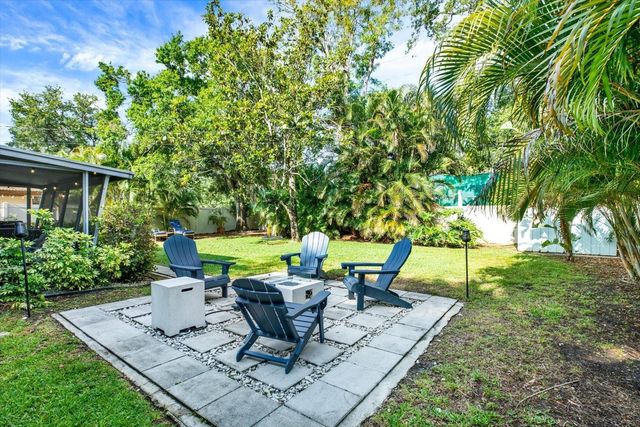 5572 100TH WAY N, St Petersburg, FL 33708