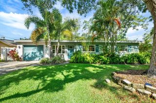 5572 100TH WAY N, St Petersburg, FL 33708