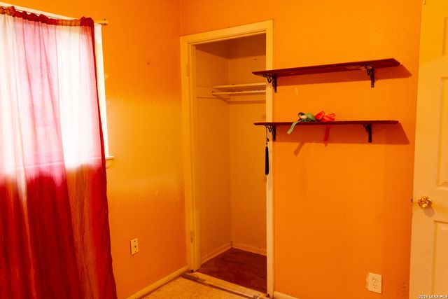 1659 Amanda St, San Antonio, TX 78210