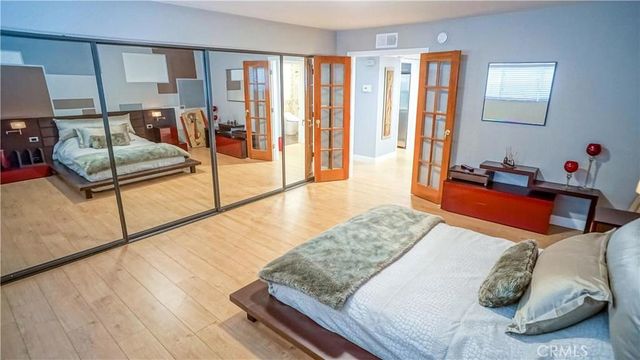 6720 Hillpark Drive 204, Los Angeles, CA 90068