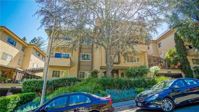 6720 Hillpark Drive 204, Los Angeles, CA 90068