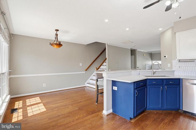 6891 SIGNATURE CIR, Alexandria, VA 22310