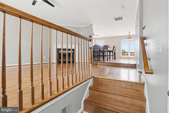 6891 SIGNATURE CIR, Alexandria, VA 22310