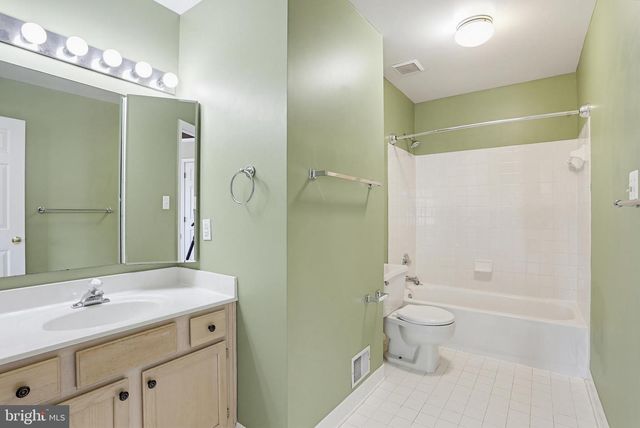 6891 SIGNATURE CIR, Alexandria, VA 22310