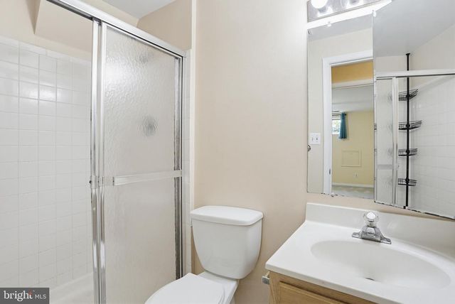 6891 SIGNATURE CIR, Alexandria, VA 22310