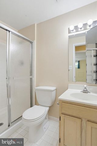 6891 SIGNATURE CIR, Alexandria, VA 22310