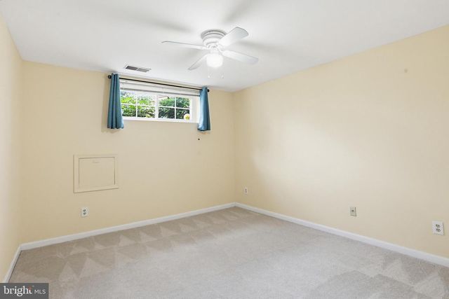 6891 SIGNATURE CIR, Alexandria, VA 22310