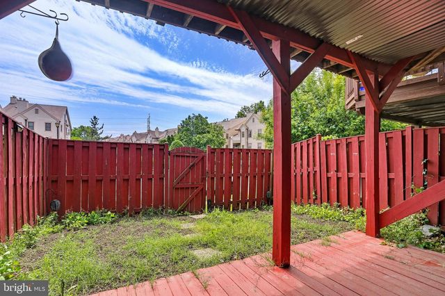 6891 SIGNATURE CIR, Alexandria, VA 22310