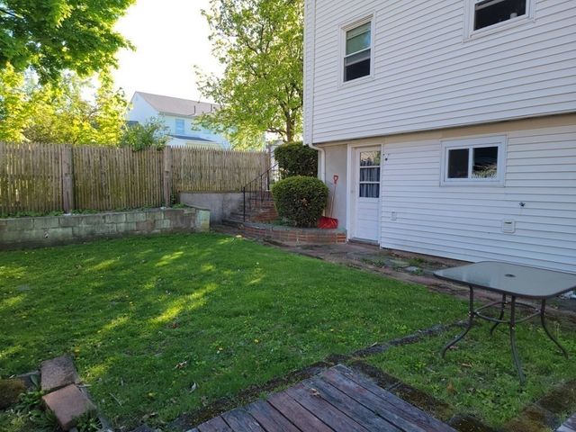 18 Vivian Drive 18, Watertown, MA 02472