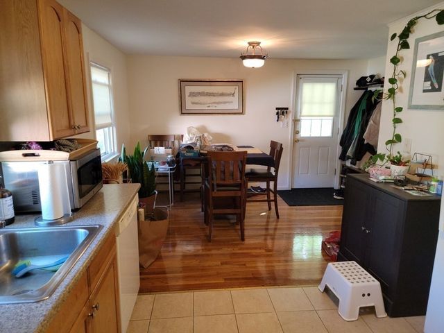 18 Vivian Drive 18, Watertown, MA 02472