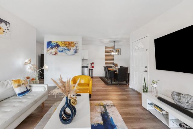 2910 Alta View Dr A205, San Diego, CA 92139