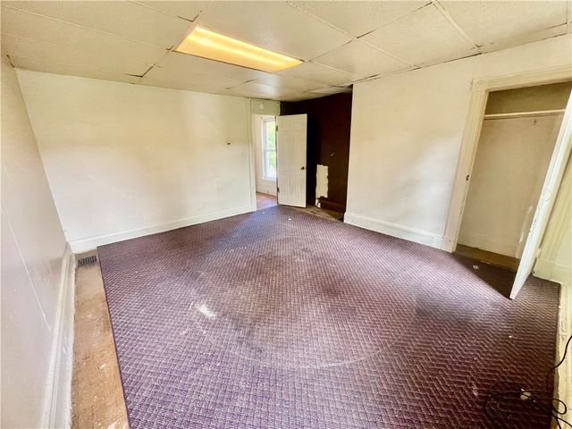 2011 7th Ave, Beaver Falls, PA 15010