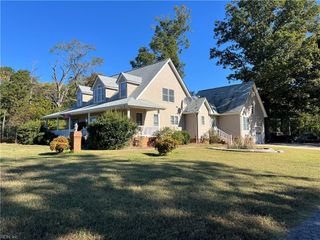 32497 Green Oaks LN, Franklin, VA 23851