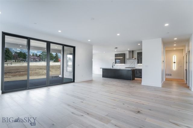 794 Naya Nuki Drive, Bozeman, MT 59715