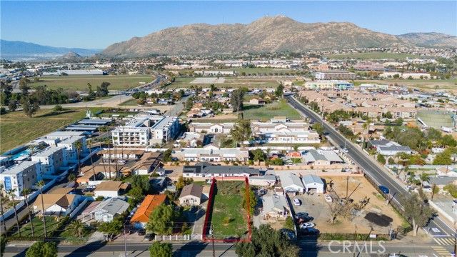 21704 Dracacea Avenue, Moreno Valley, CA 92553