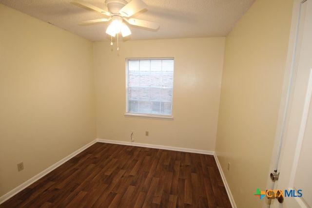 512 Creek Street, Copperas Cove, TX 76522