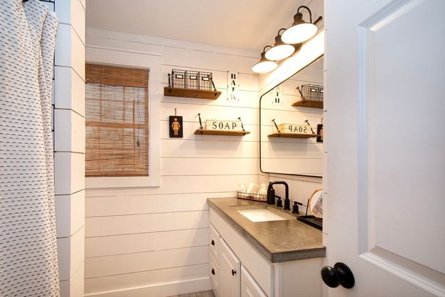 51 Park Avenue, Plymouth, MA 02360