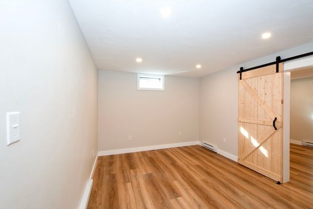 51 Park Avenue, Plymouth, MA 02360