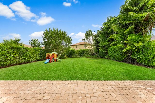 11745 Bayview Circle, Parkland, FL 33076