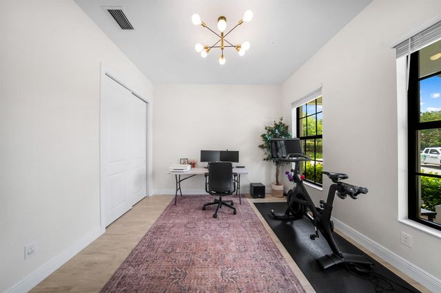 11745 Bayview Circle, Parkland, FL 33076