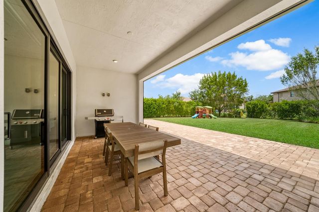 11745 Bayview Circle, Parkland, FL 33076