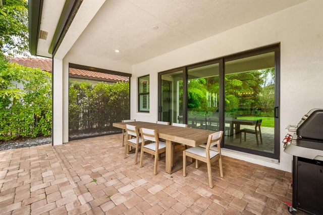 11745 Bayview Circle, Parkland, FL 33076