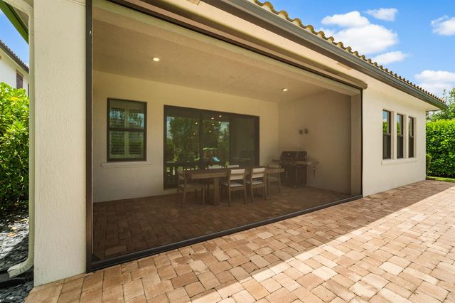 11745 Bayview Circle, Parkland, FL 33076
