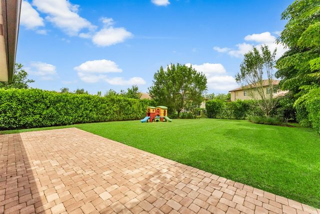 11745 Bayview Circle, Parkland, FL 33076