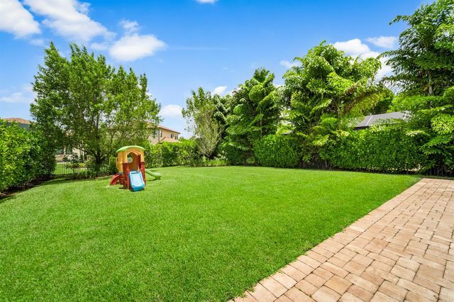 11745 Bayview Circle, Parkland, FL 33076