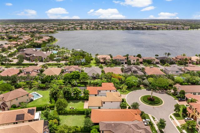 11745 Bayview Circle, Parkland, FL 33076
