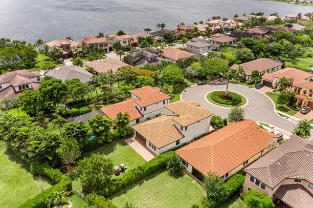 11745 Bayview Circle, Parkland, FL 33076
