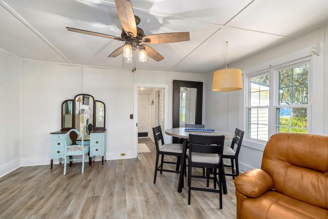 2112 Lake Shore Drive, Manning, SC 29102