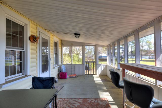 2112 Lake Shore Drive, Manning, SC 29102