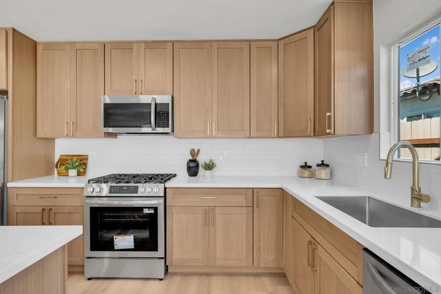 1360 Cerritos Ct, Chula Vista, CA 91910