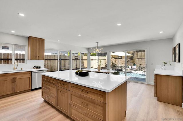 1360 Cerritos Ct, Chula Vista, CA 91910