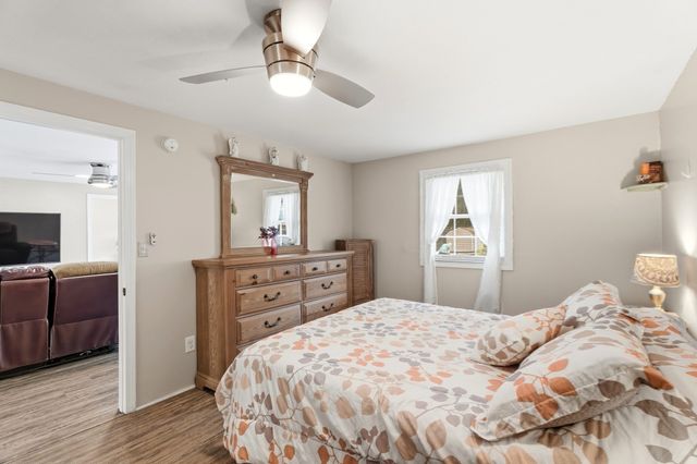 55 Friendship St, Billerica, MA 01821