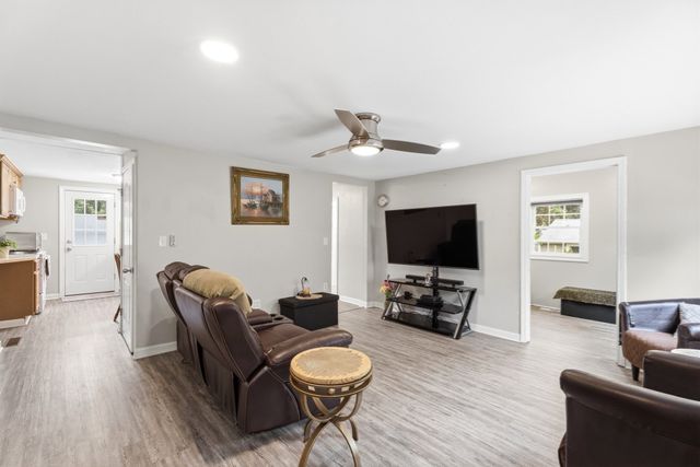 55 Friendship St, Billerica, MA 01821