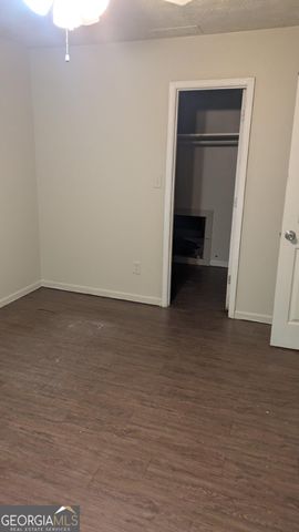 1009 Autumn Crest Court, Stone Mountain, GA 30083