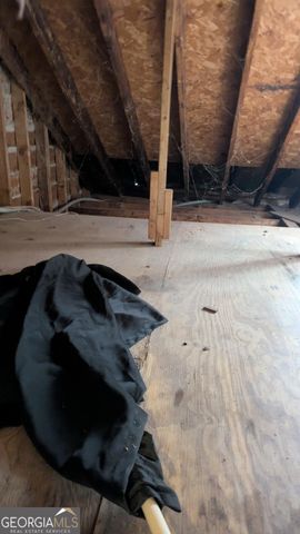 1009 Autumn Crest Court, Stone Mountain, GA 30083