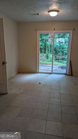 1009 Autumn Crest Court, Stone Mountain, GA 30083