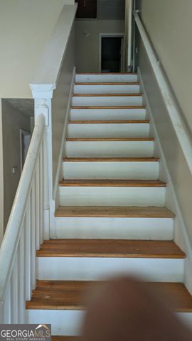 1009 Autumn Crest Court, Stone Mountain, GA 30083