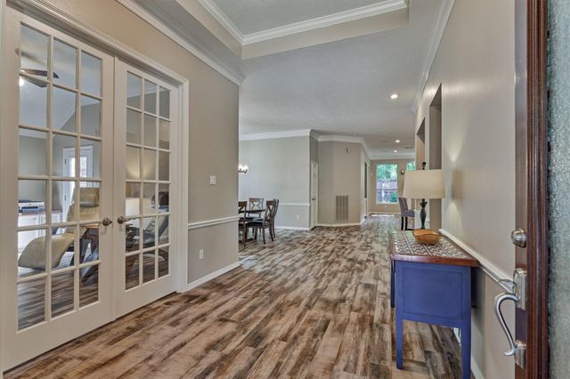 31 E Palmer Bend, The Woodlands, TX 77381