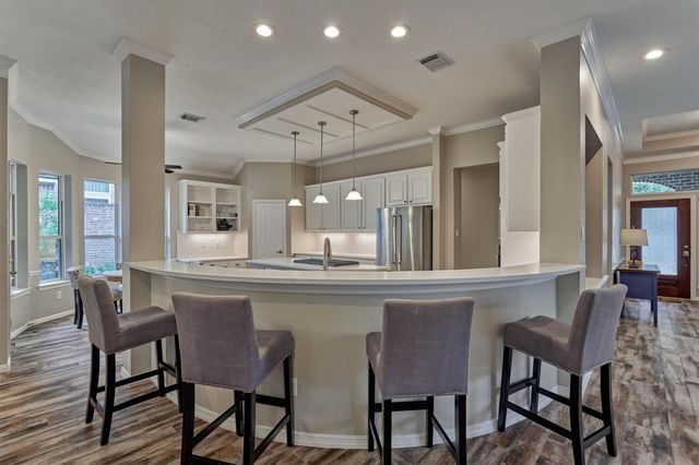 31 E Palmer Bend, The Woodlands, TX 77381