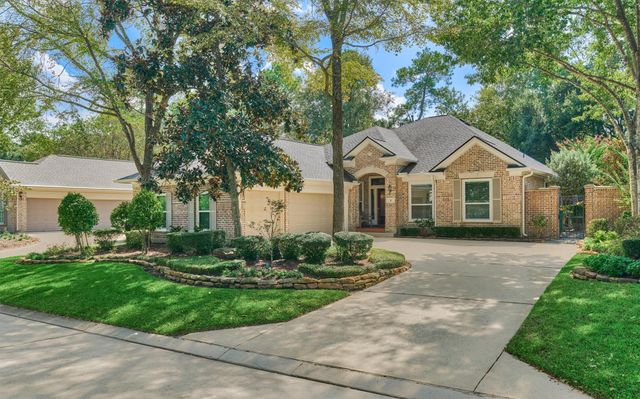 31 E Palmer Bend, The Woodlands, TX 77381